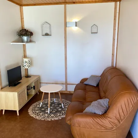 A La Campagne, Au Calme Manhac